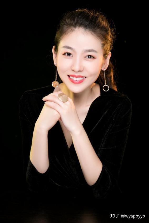 和柒创始人李霞谢艳华经营装饰设计公司多年,对企业的管理和制度完善