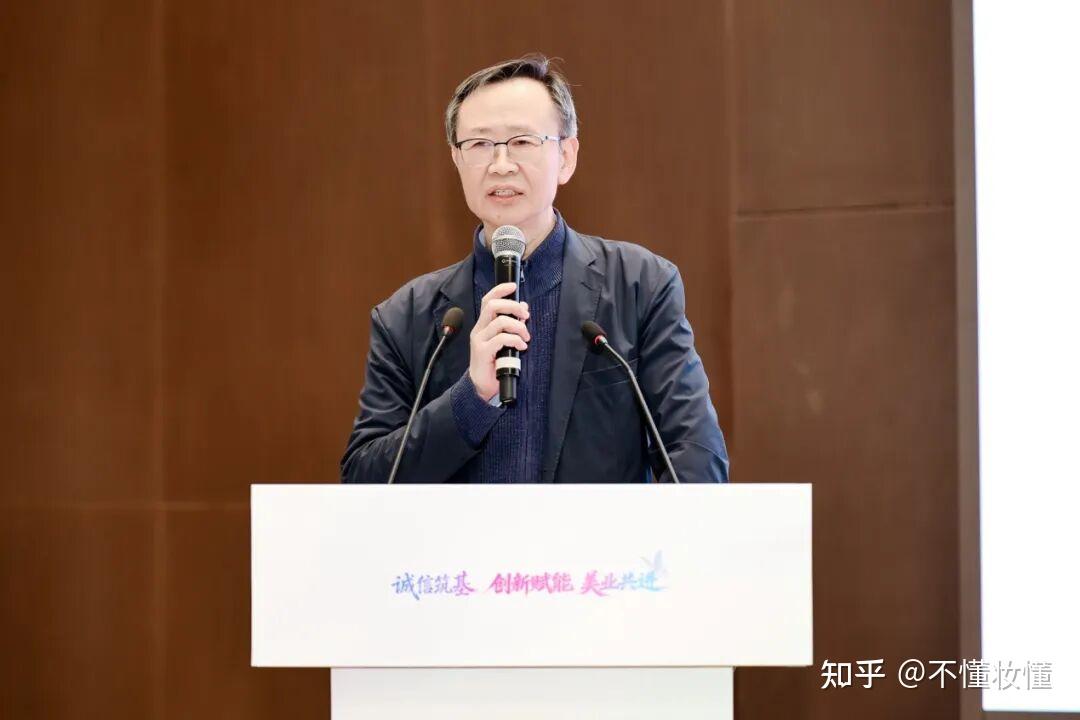 专访刘玮教授:光生物学视角下的化妆品创新 安全与功效双重赋能 - 知乎