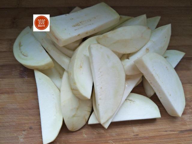 5分钟就学会,茄子的三种经典家常做法,简单实用又好吃!-茄子的做法 最正宗的做法视频
