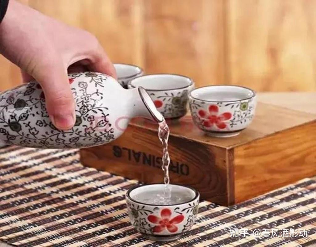 茅台也"输液"?更多造假白酒都在这了,网友:宁愿眼睛瞎了