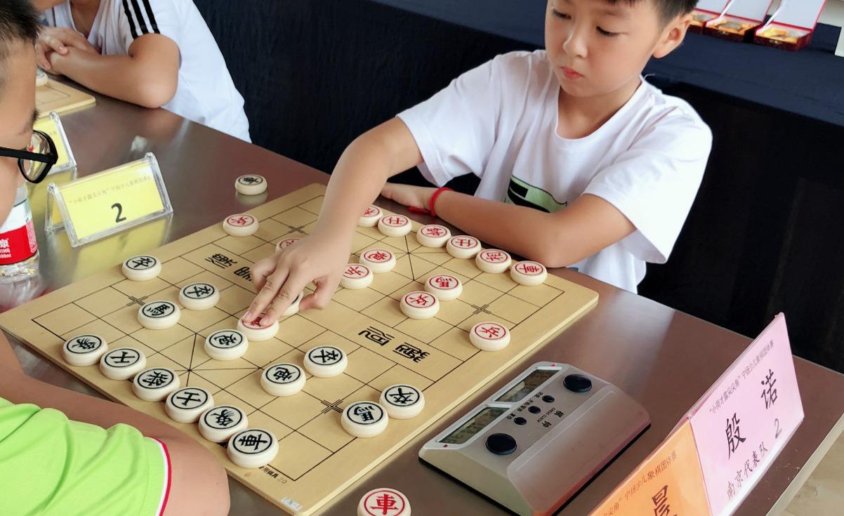 小孩子学象棋有什么好处和坏处?