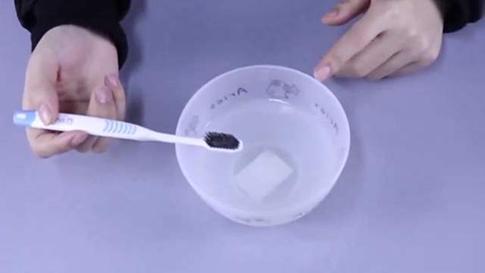 什么时候才不长蛀牙 v2-b4e18a108203e5e13830aaa901f7c881_1440w.jpg?source=172ae18b