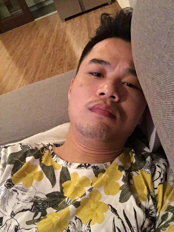 不了解的人以为我黑社会大哥.