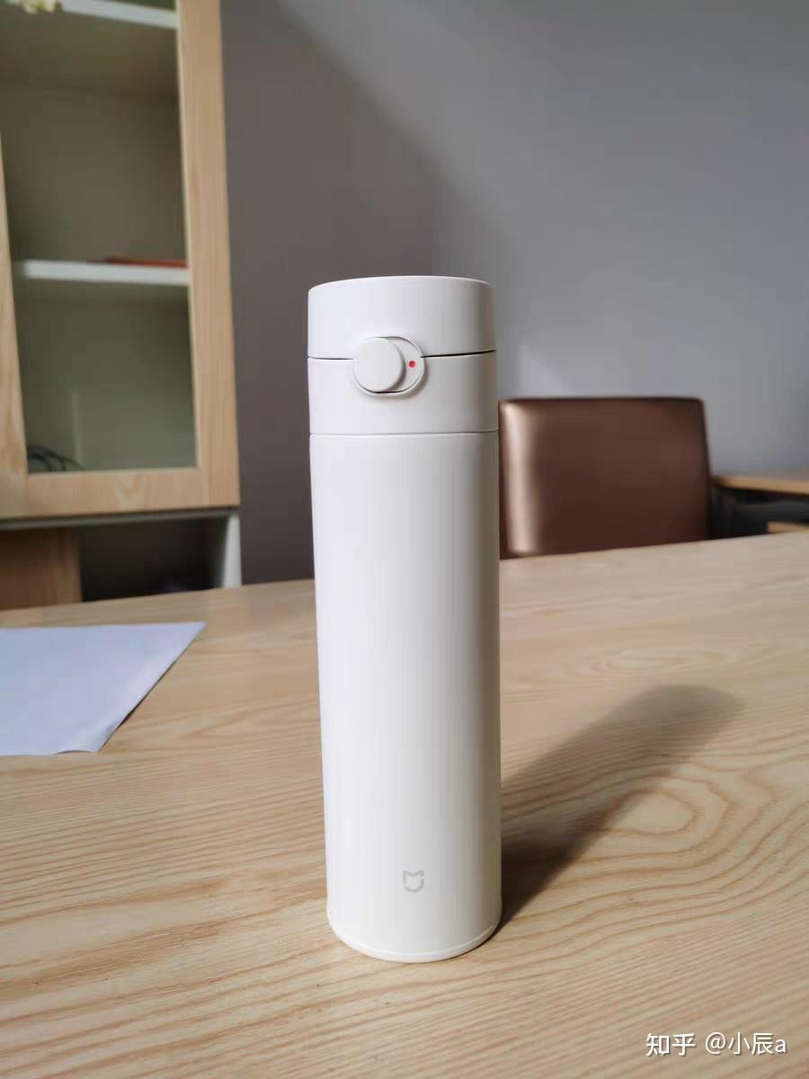 82红地球保温杯