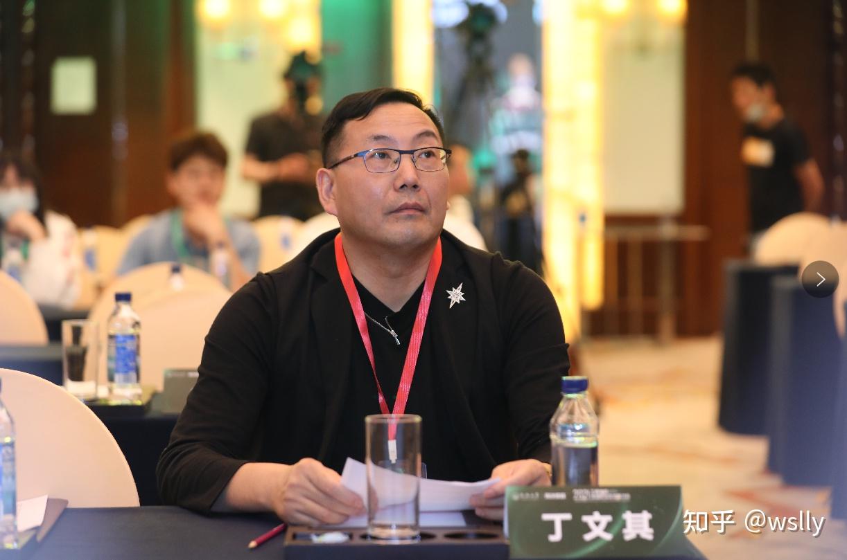 上海市地下建筑已达1亿平方地下系主任丁文其