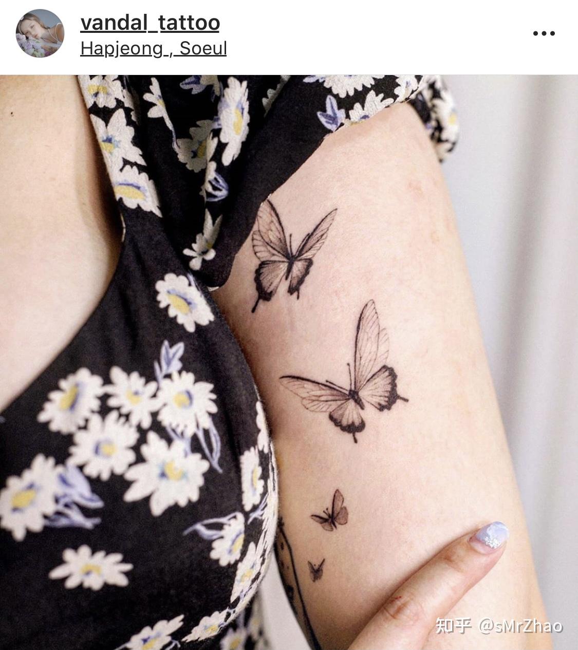 彩色蝴蝶花纹身手稿图案