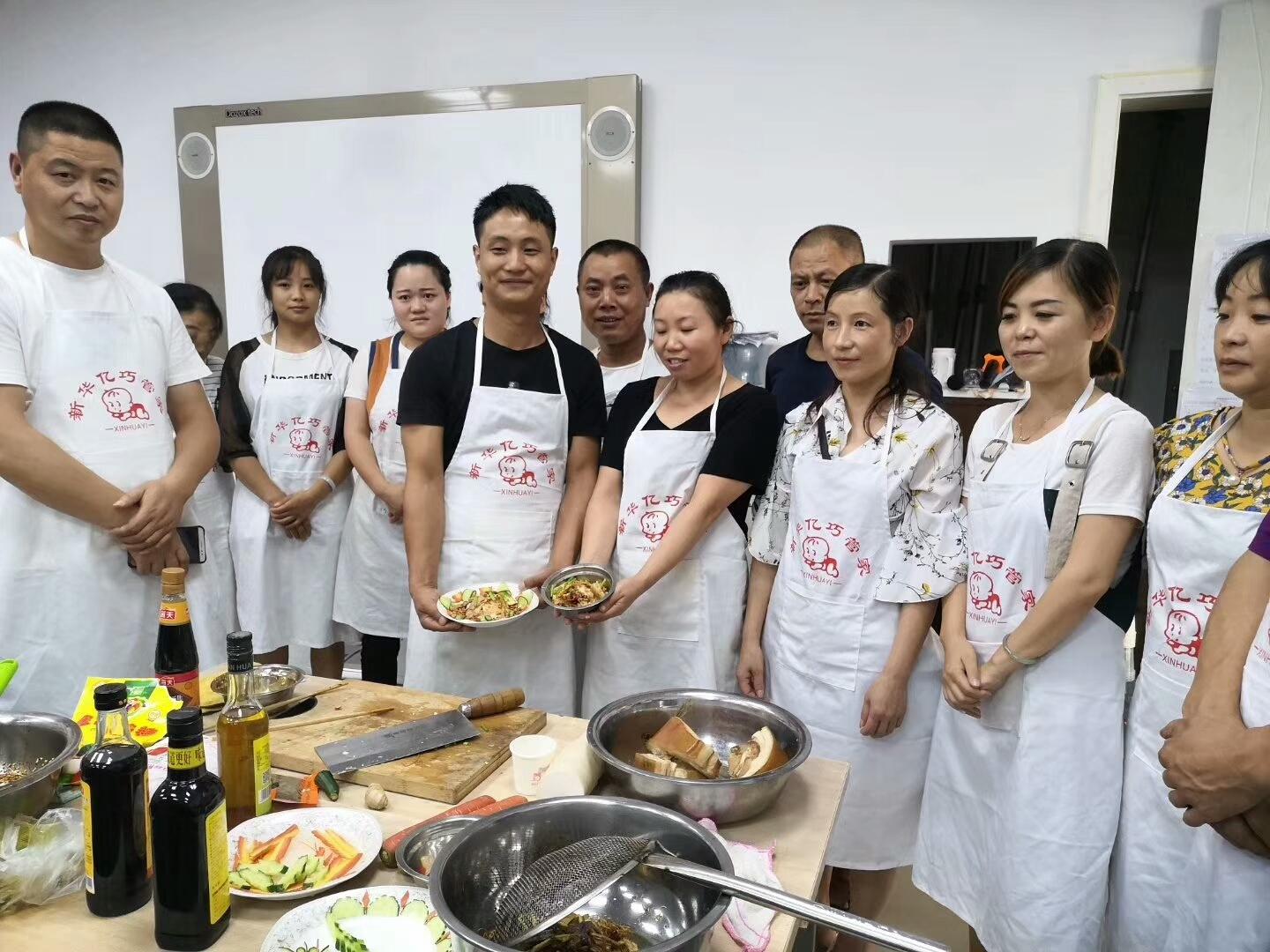 中餐快餐拍摄 菜品菜式摄影 餐饮摄影 美食拍摄|摄影|产品摄影|左点广告 - 原创作品 - 站酷 (ZCOOL)