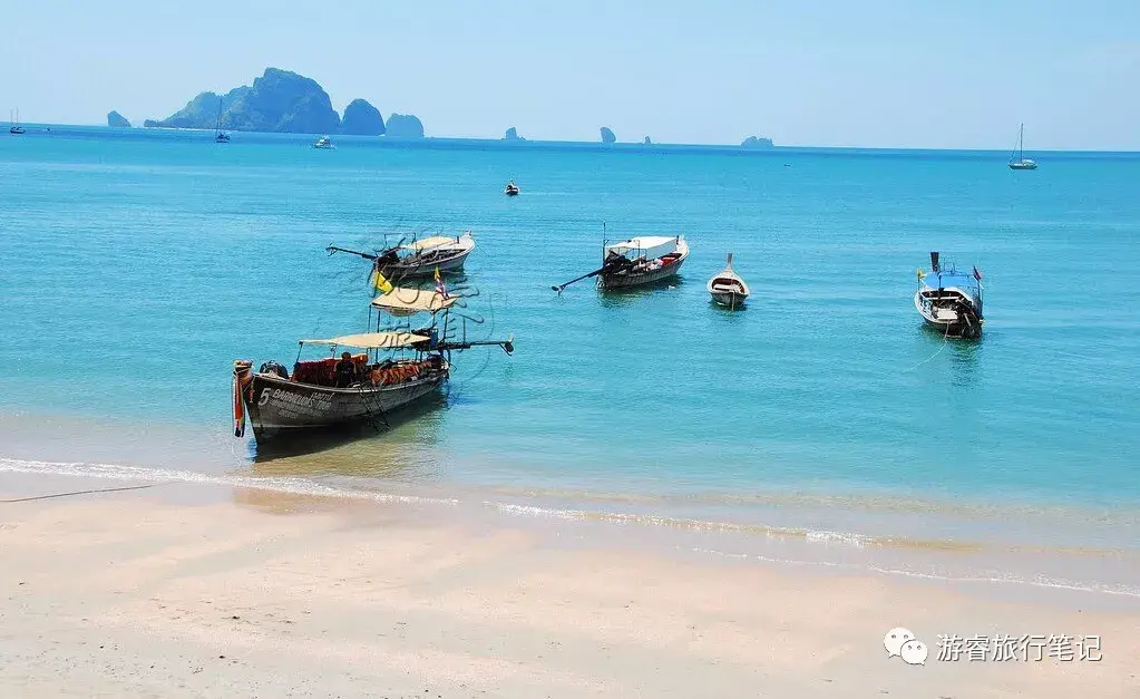 甲米是泰國的一個府,它包括奧南海灘周邊 甲米鎮,蘭塔島 周邊,皮皮島