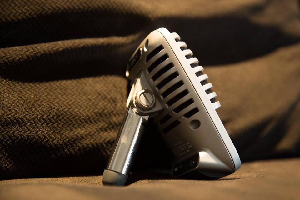 怀旧复古造型舒尔mv51手机电脑都能用的高质量麦克风