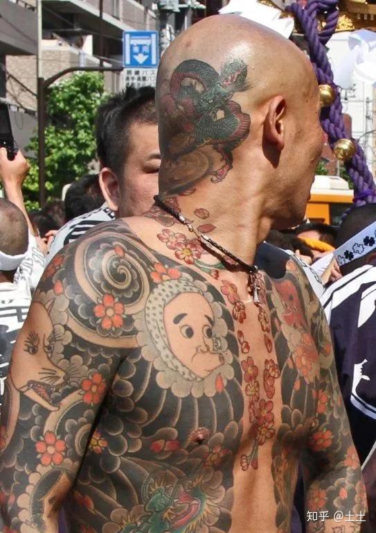 日本浅草 三社祭 暴力社团的刺青才是最大看点 知乎