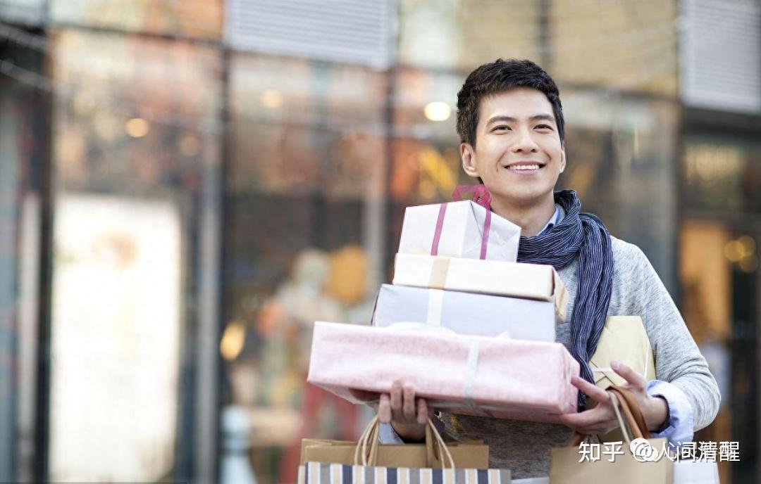 又见普信女北京一男子在地铁看了女生一眼被抓住拉去派出所