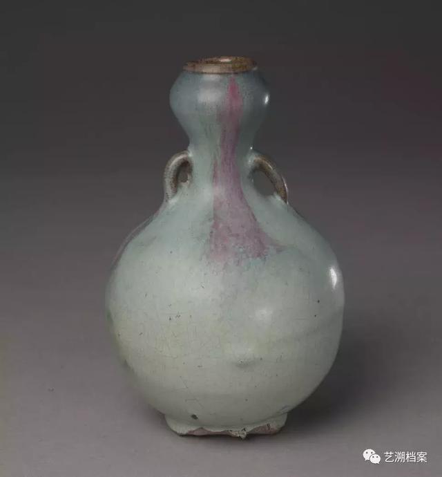 中国 宋代钧窑花瓶 紫釉下膨形瓶 中国 宋代钧窑花瓶 紫釉下膨形瓶 125：宋代钧窑紫绘瓶