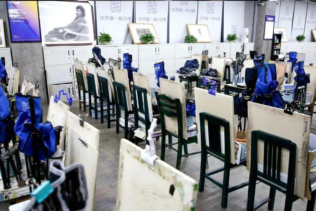 北京周达画室杭州绘状元画室强强联合为清华而战追光少年逐梦清华