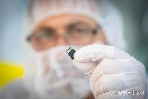 帕克太阳探测器照片(和太阳肩并肩！帕克太阳探测器上有你的名字吗？)