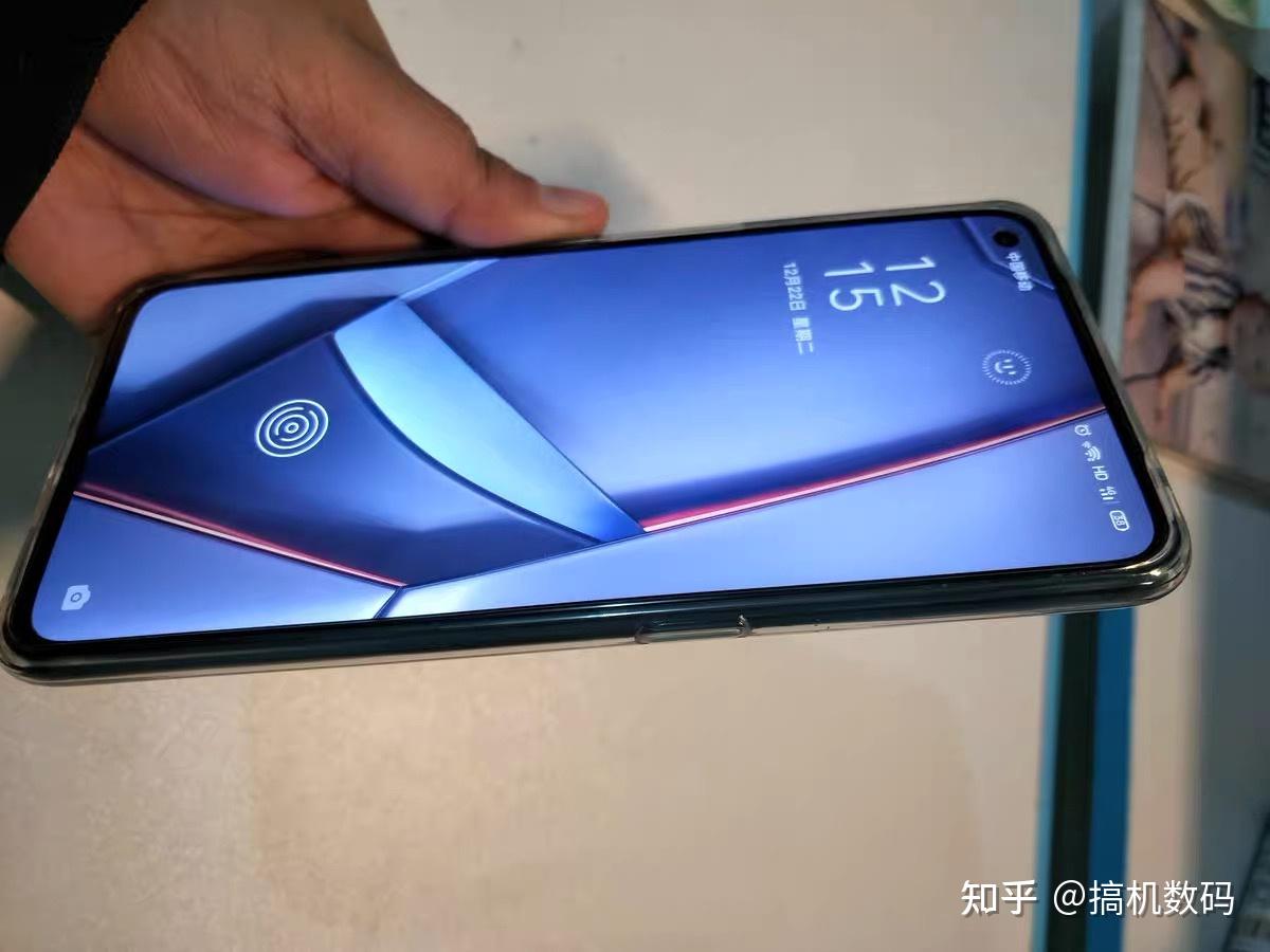 直降1100元骁龙86565w闪充oppo顶级无线充电手机加速退场