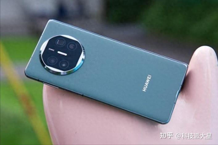 2024年入手华为手机,强烈推荐这4款高端机型,综合体验感更强