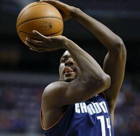 詹姆斯打球不好看是不是遭黑的根源?