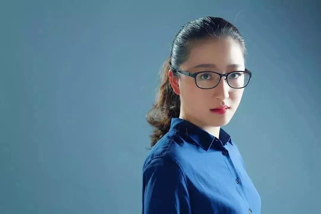 静秋老师前阿里巴巴西南运营负责人前百度高级产品经理,技术副总裁