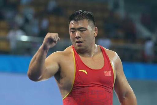 8,男子自由式摔跤125公斤级(邓志伟)