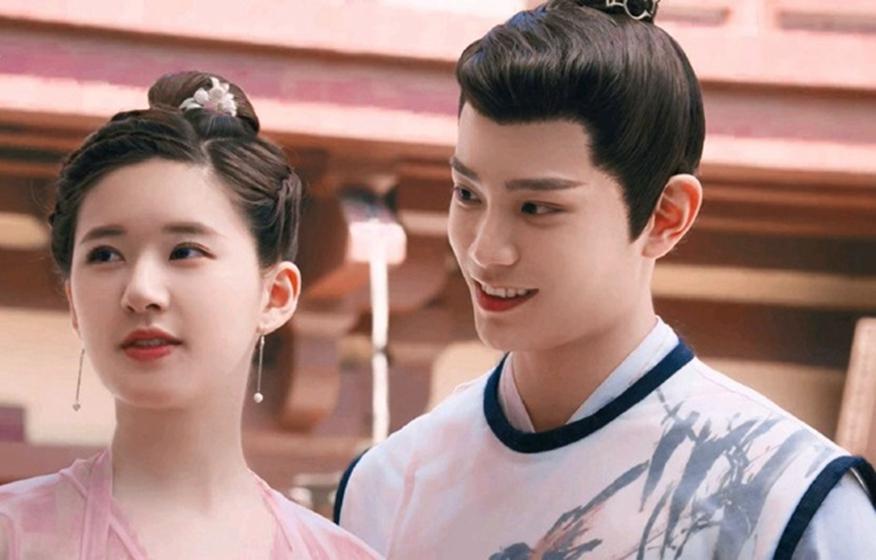 陈芊芊番外韩烁与小千的日常秀恩爱这波狗粮我先干为敬