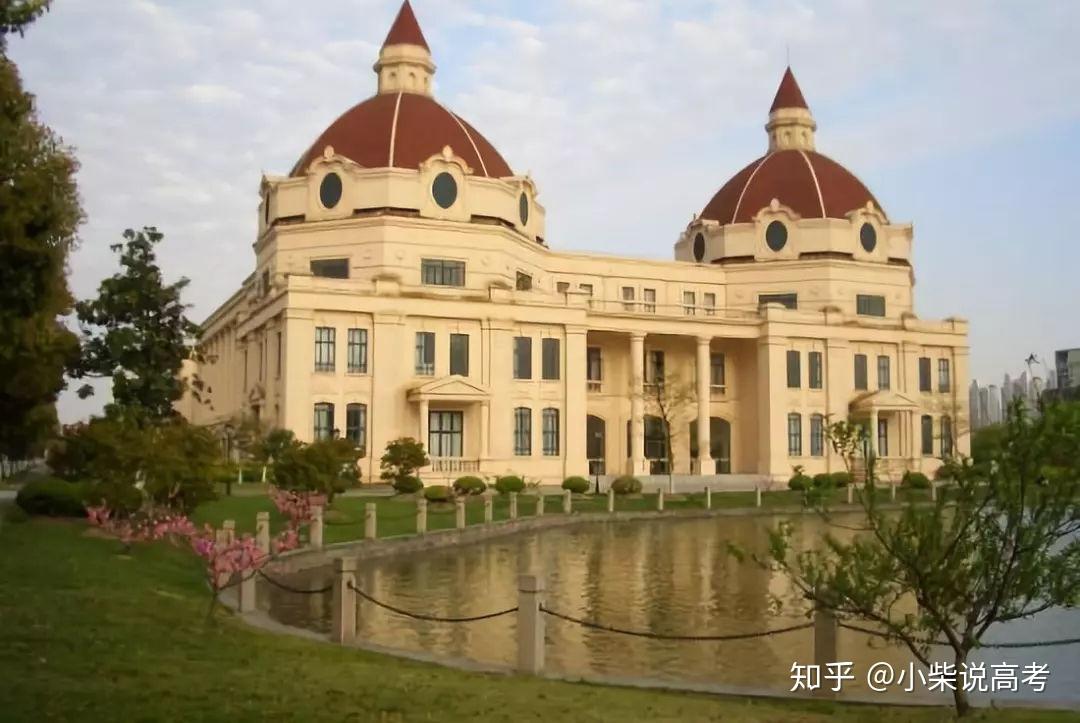 顶尖院校同济大学顶尖院校南京大学就业方向毕业生主要在国家机关外事