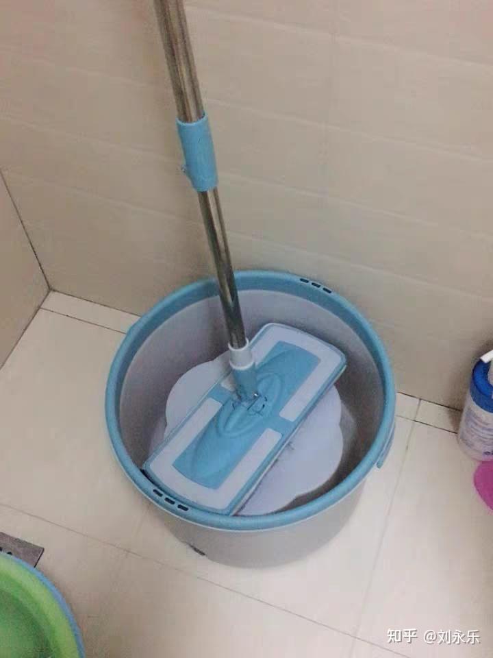 什么类型的拖把好用 v2-b791f4093731f00d905c761671cc2438_r.jpg