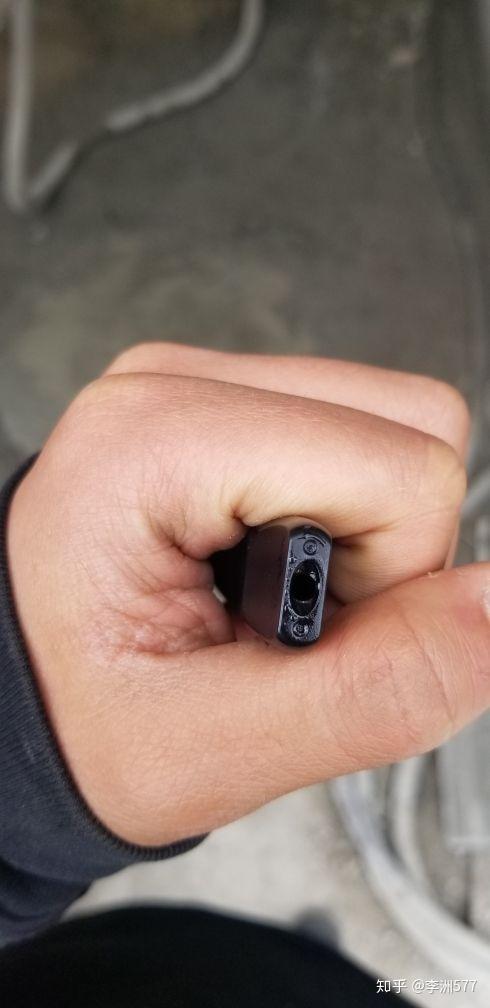 如何看待罗永浩微博公布小野电子烟一代上线京东预售?