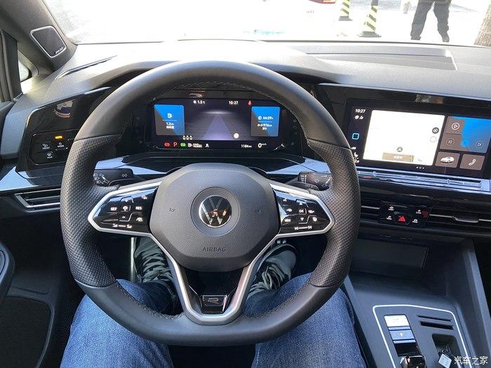 方向盘加热,acc自适应巡航,哈曼卡顿音响,hud抬头显示,这是高尔夫吗?