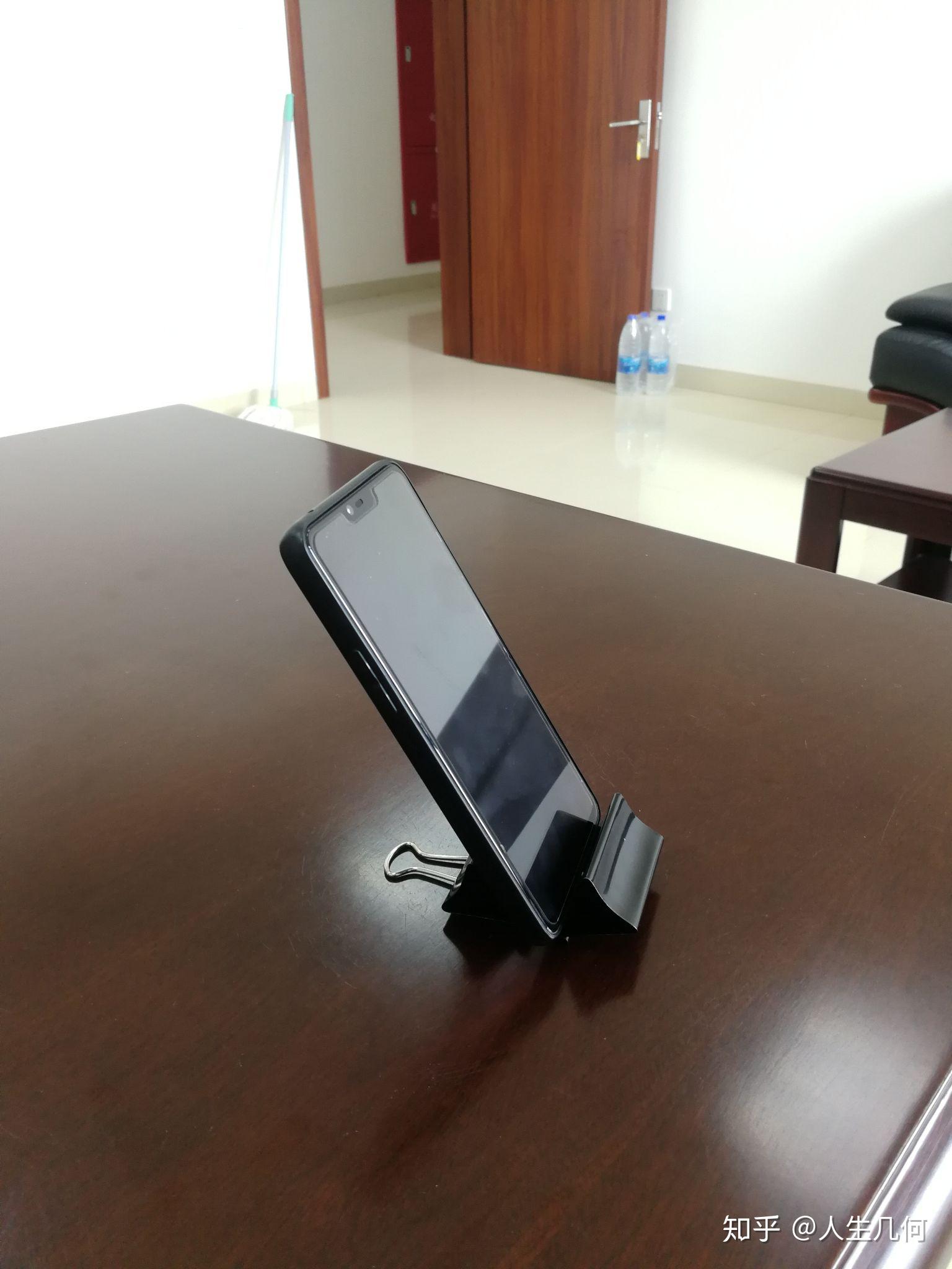燕尾夹这样做手机支架更稳妥摸索着就成了