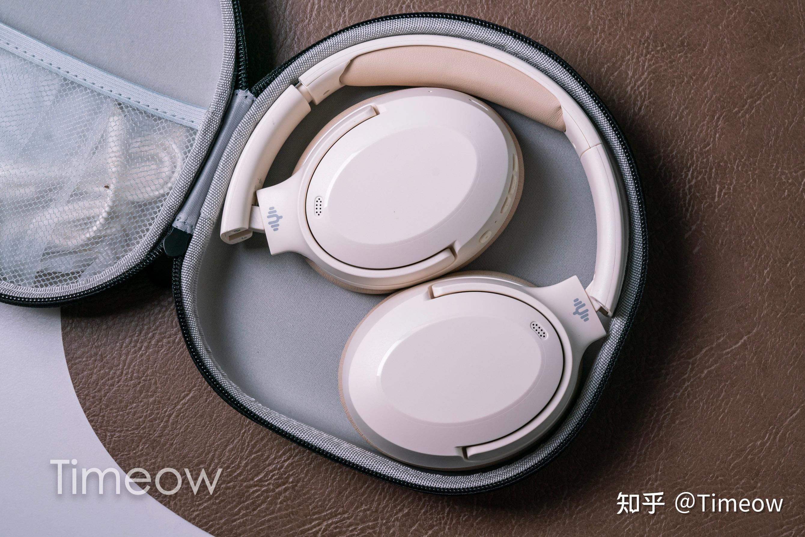 昂贵的工艺和材质,但也保证了优秀的做工和细节处理,表面光滑无毛刺