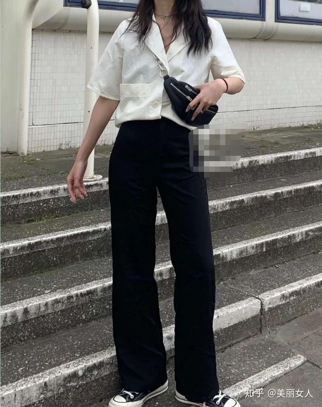 夏天黑色直筒裤搭配什么上衣图片