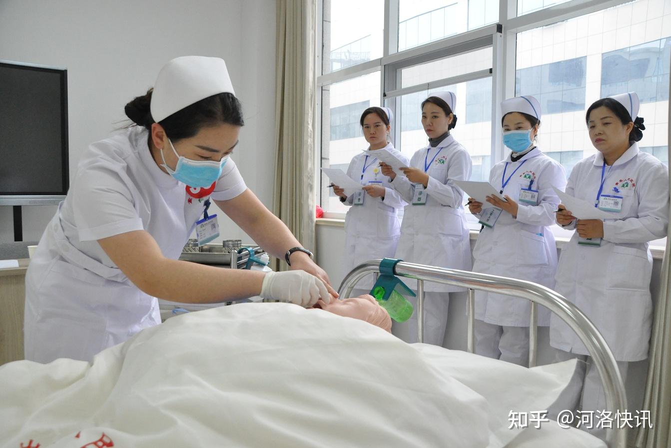 河南省嵩县人民医院护理人员练就扎实基本功献礼512国际护士节