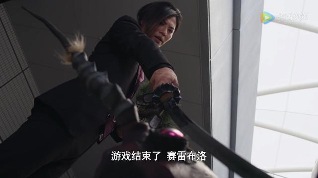 不过说实话,在遇到《欧布奥特曼》里出场的伽古拉斯·伽古拉之前,我还