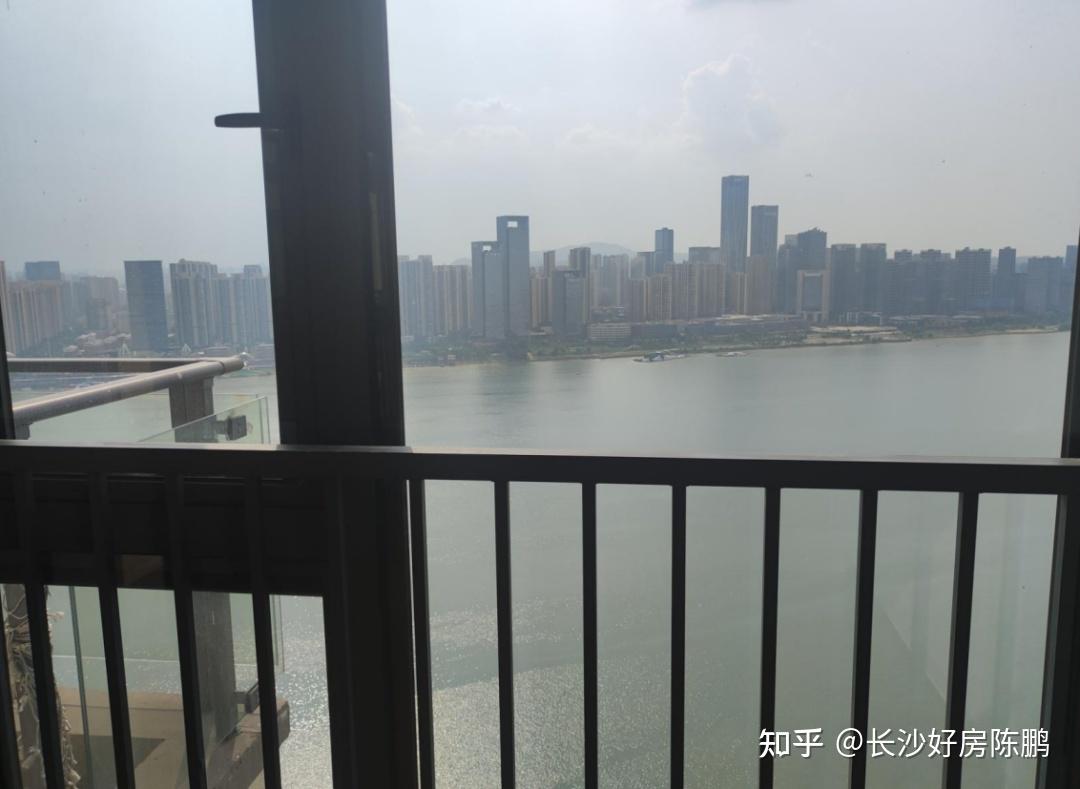 长沙一线江景豪宅：仅420万，绝版地段、市中心性价比第一 - 知乎