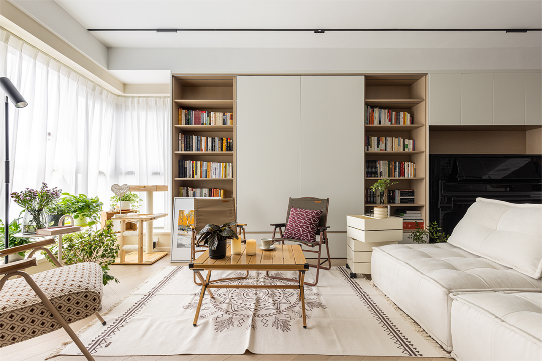 装修案例 | 去客厅化年轻范儿设计,95后小夫妻的露营风新家,真是不