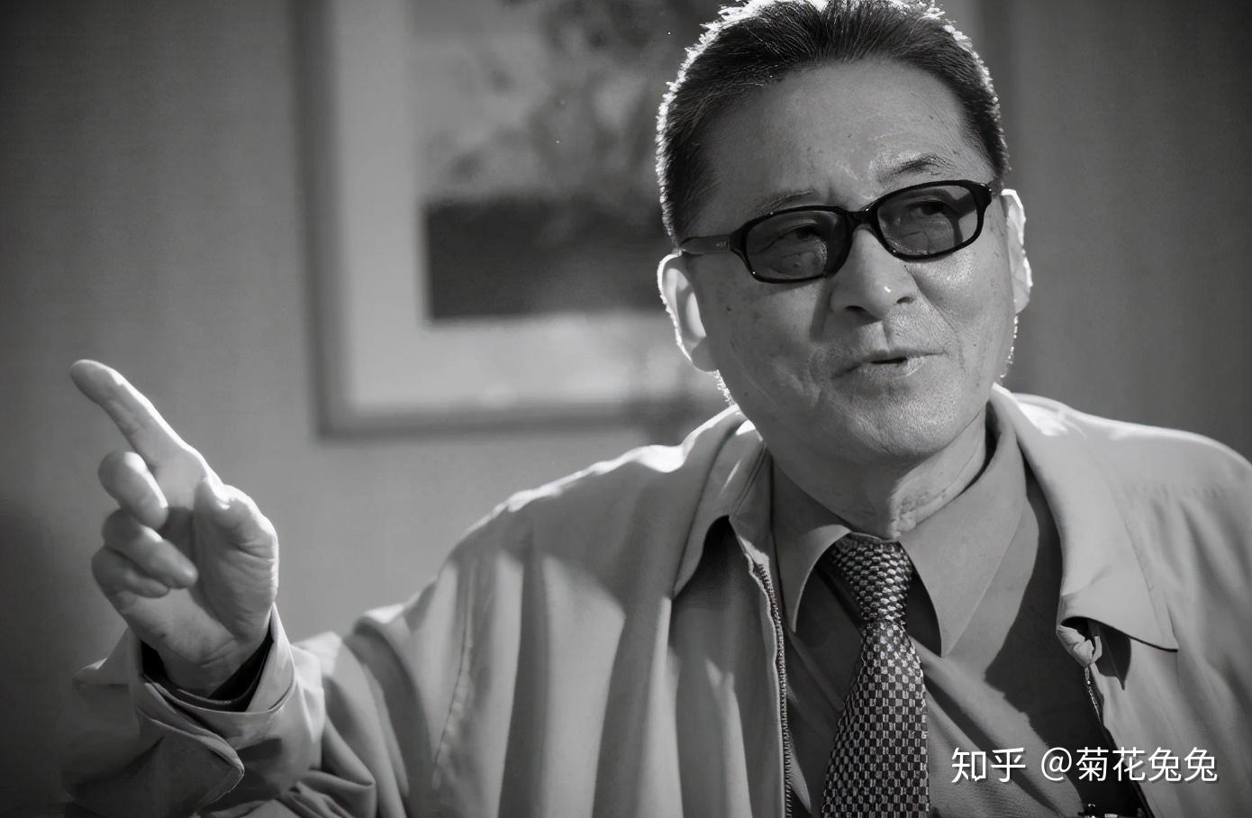 李敖北大演讲最后1分钟请王菲的姑姑上台给观众呈现凄凉场面