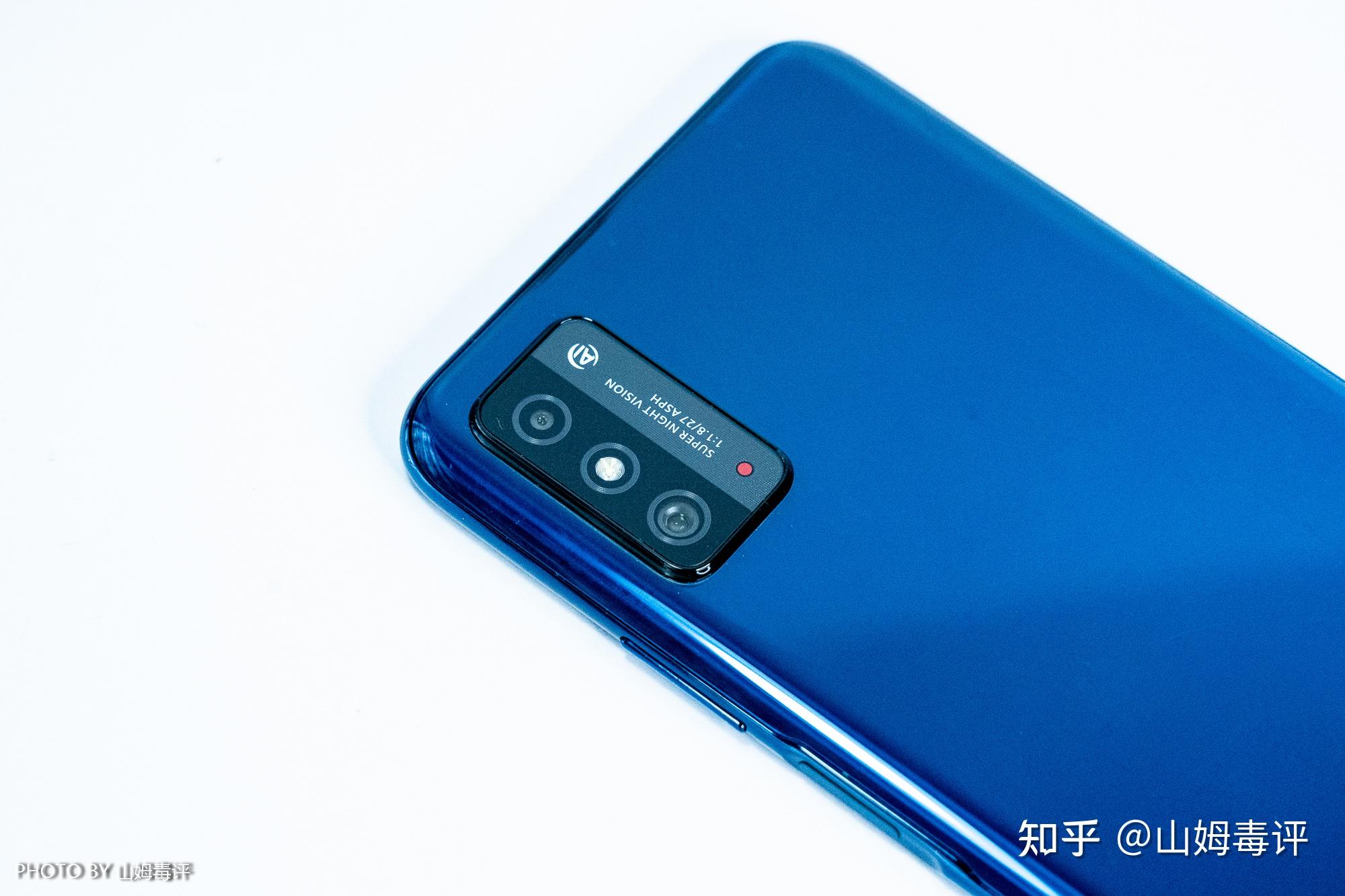 荣耀x10max上手这是一部很适合当年货的手机