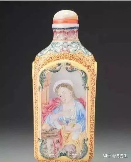 清代鼻烟壶值多少钱，铜胎画珐琅彩鼻烟壶，各个顶级拍卖行成交