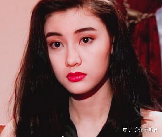 "最美港风靓女李嘉欣