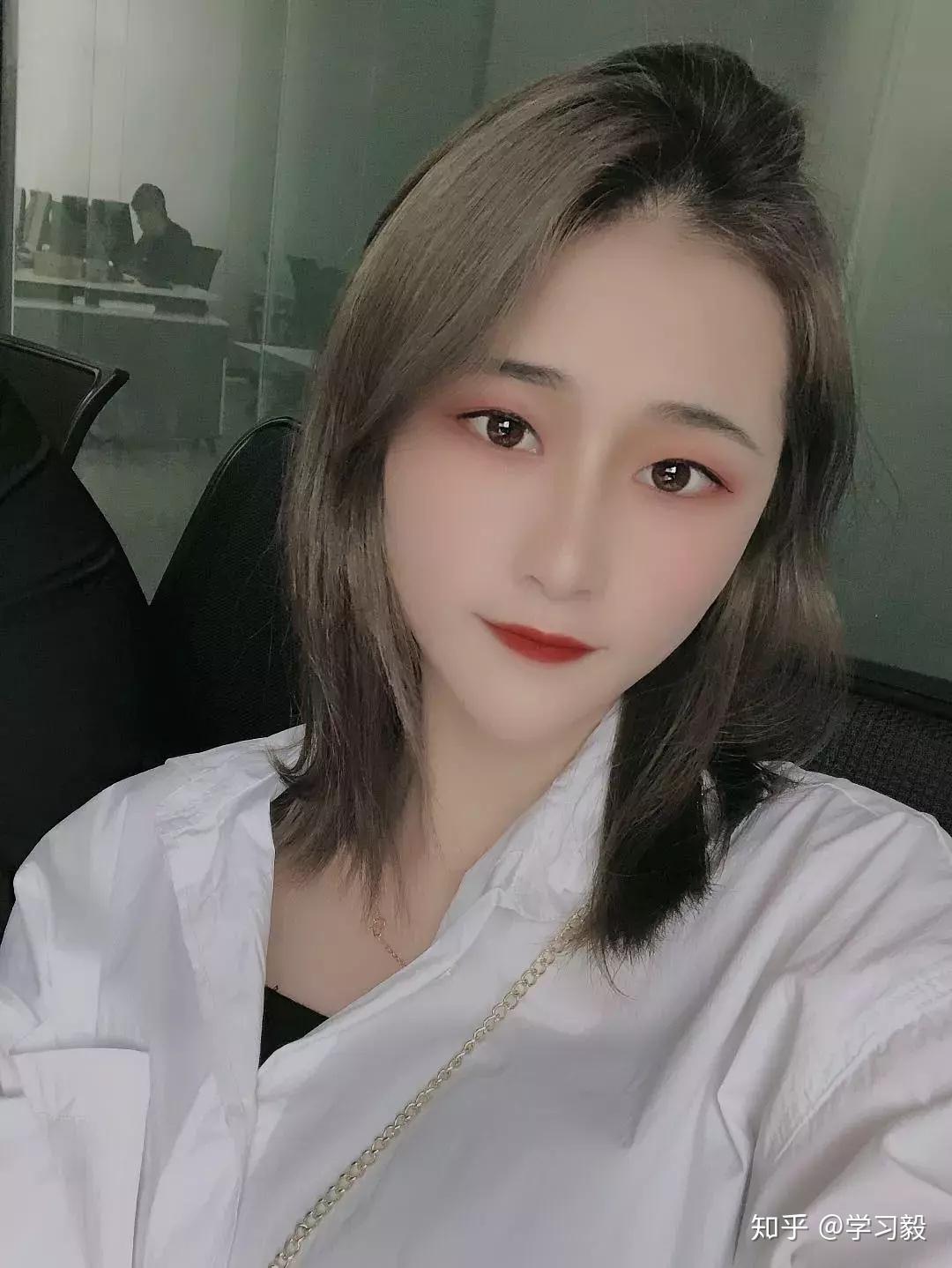 蝶恋主播李梦瑶