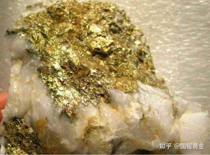 金矿石都长怎么样？认清金矿石特征，你离出门捡到金矿只差一步! - 知乎