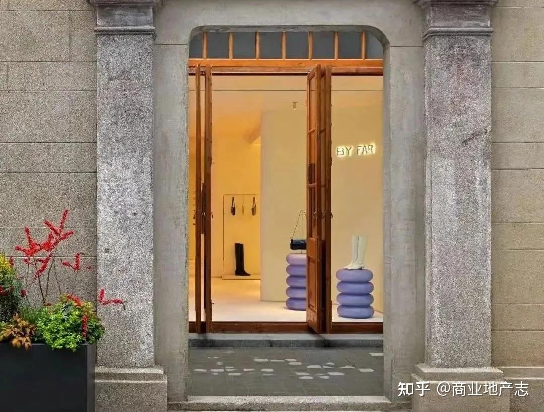 上海妇女商店焕新招商蛇口瑞安龙湖等发布业绩公告