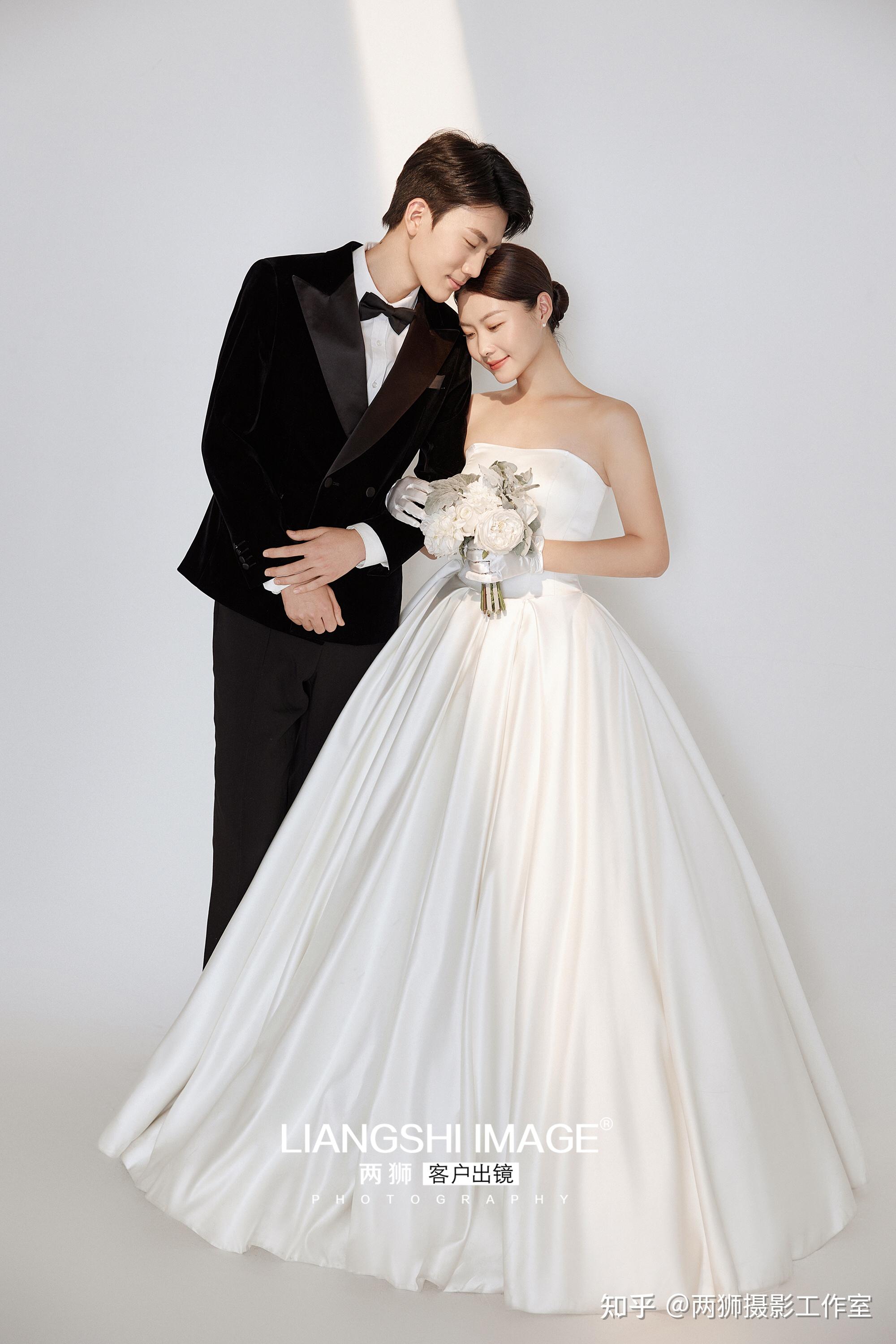 拍的极简韩式光影婚纱照成片出来美绝了