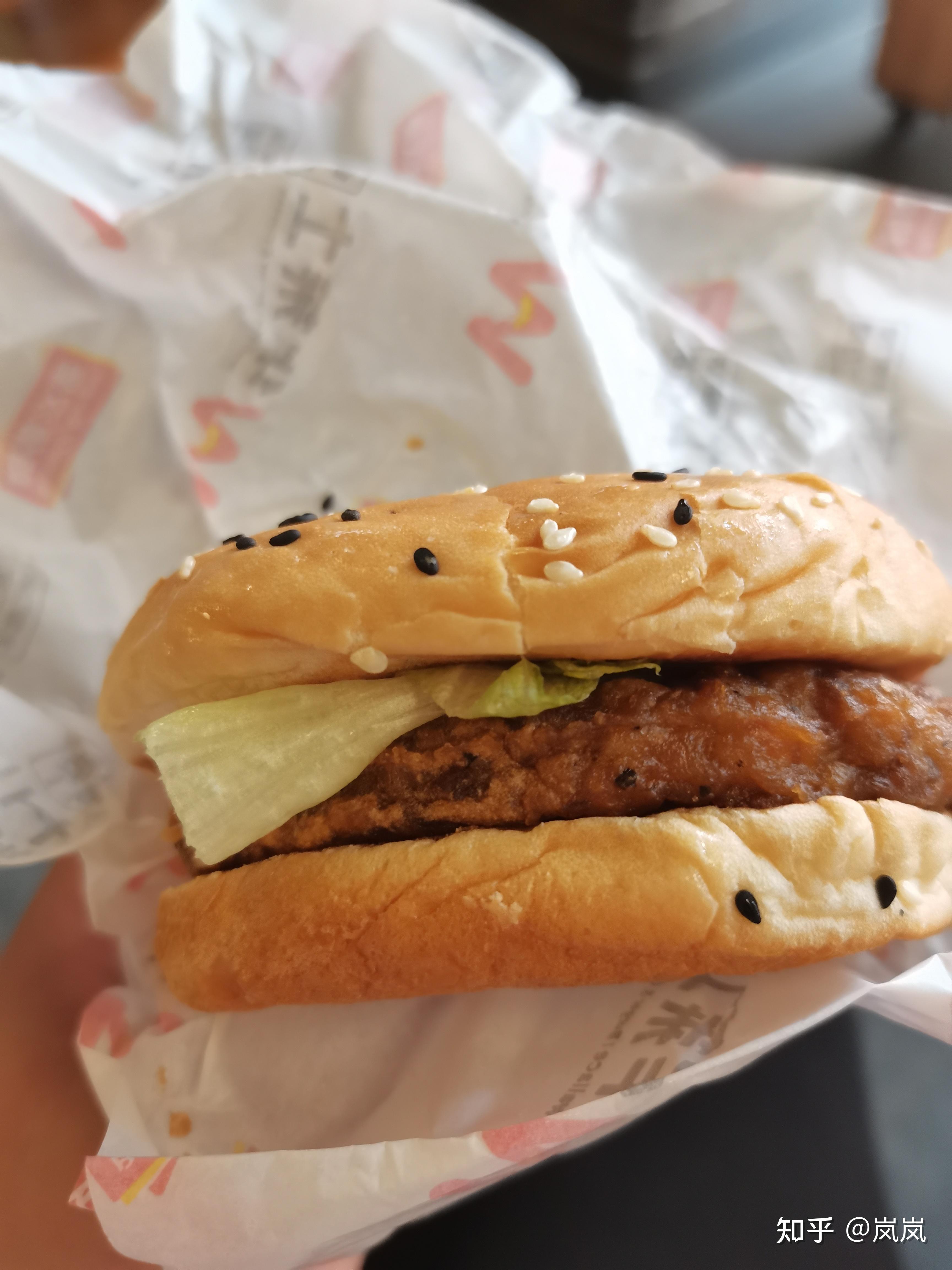 免费的香水,德克士华莱士,三味酥屋牛油果酥,绝味鸭脖