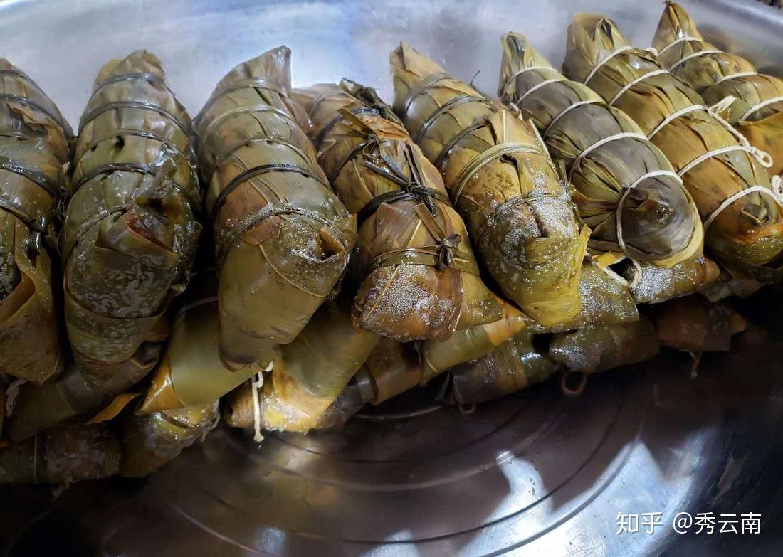 顾名思义,就是包出来的粽子酷似枕头.粽叶首选柊叶.