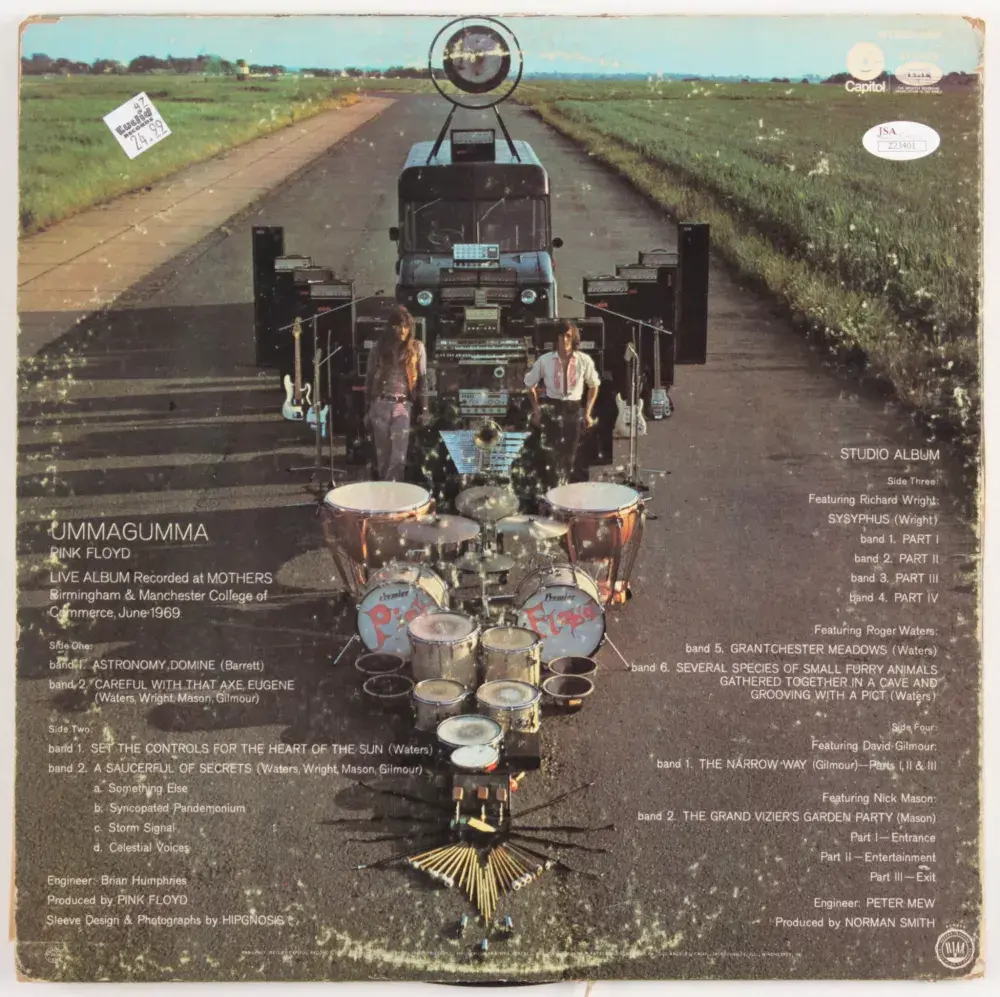 的还有专辑的背面,两名乐队设备随行成员,alan styles和peter watts