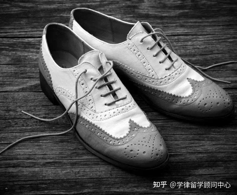 魔圈所和红圈所大家都听过，那么“白鞋所”到底是什么律所你知道吗？ 知乎