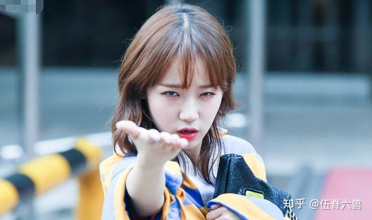 姐妹情深wekimeki成员磪有情因病暂休金度妍把她带在身边太感人