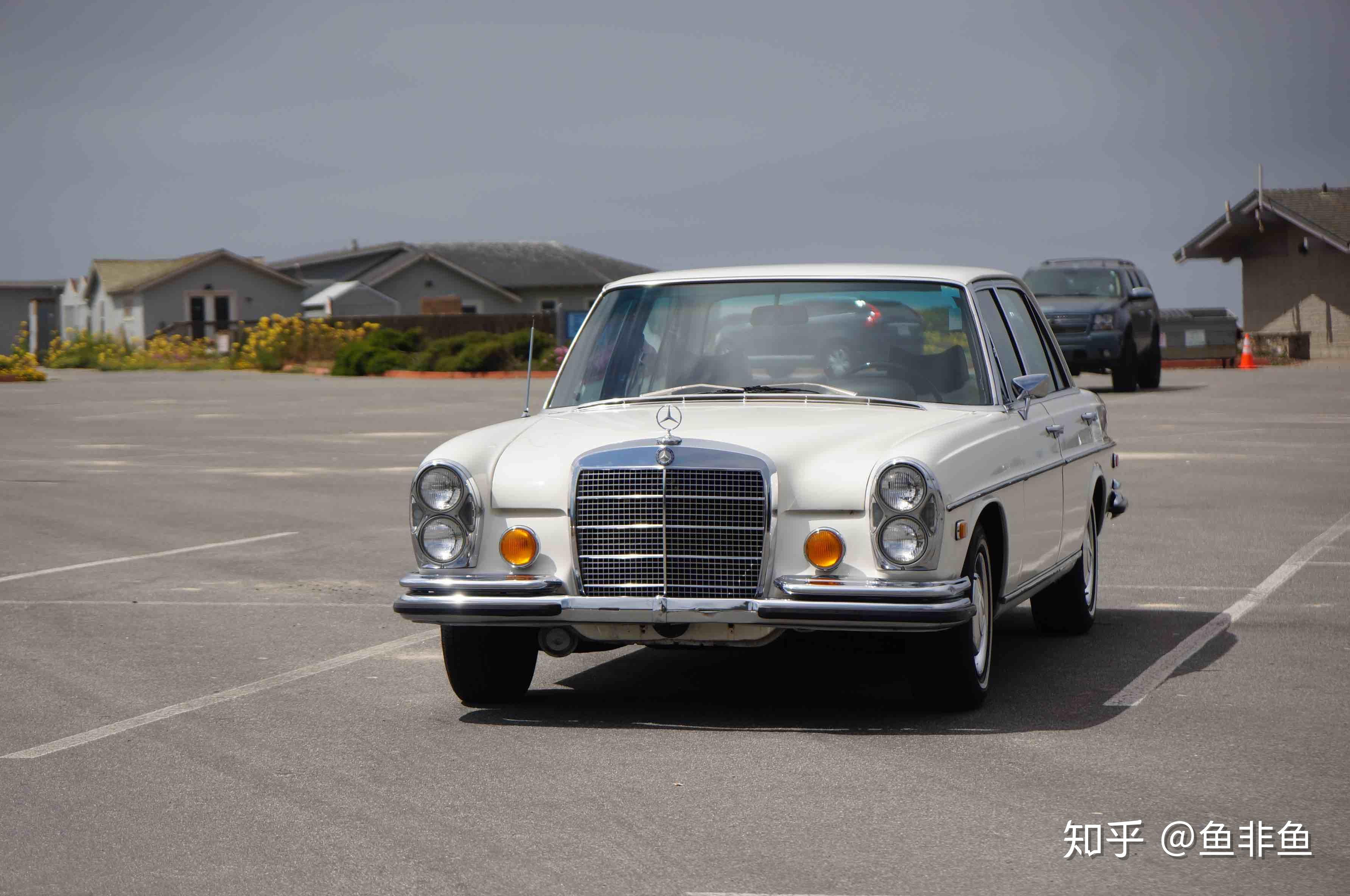 开一辆50年前的奔驰s级是什么体验 |老车新试 - 知乎