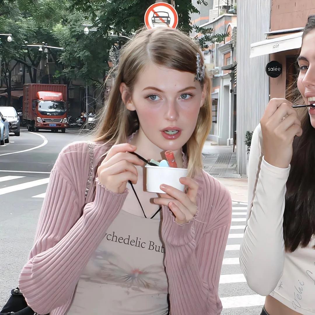 超有氛围感的欧美女生头像(无水印)